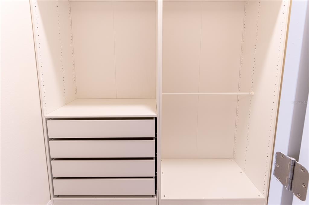 32183 Conchshell Sail Street Wesley Chapel, FL 33545 - Photo 15 of 45 a bathroom with a bathtub