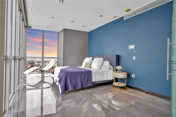 $14,000 | 1100 Biscayne Boulevard, Unit 6001, Miami, FL 33132