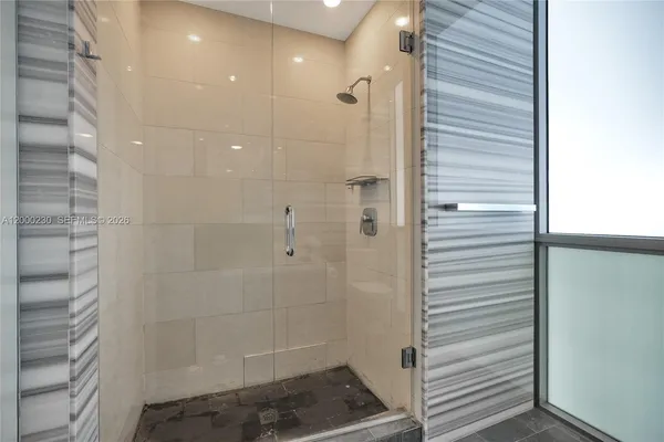 $14,000 | 1100 Biscayne Boulevard, Unit 6001, Miami, FL 33132