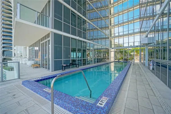 $14,000 | 1100 Biscayne Boulevard, Unit 6001, Miami, FL 33132