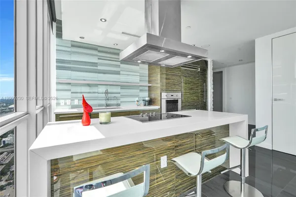 $14,000 | 1100 Biscayne Boulevard, Unit 6001, Miami, FL 33132