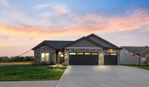 $439,900 | 150 Wagon Wheel Drive, Warsaw, IN 46580
