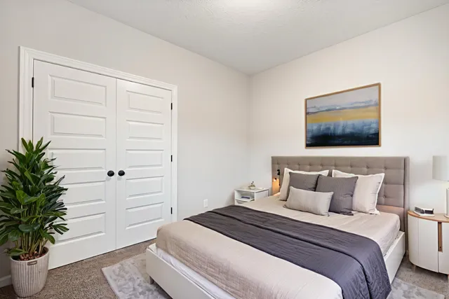 $439,900 | 150 Wagon Wheel Drive, Warsaw, IN 46580