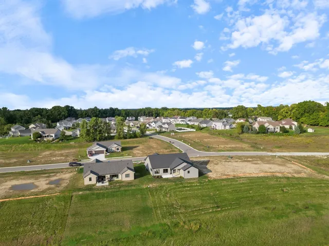 $439,900 | 150 Wagon Wheel Drive, Warsaw, IN 46580