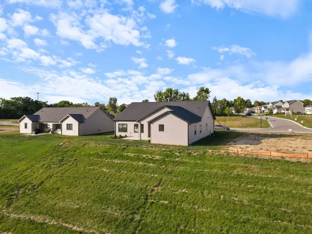 $439,900 | 150 Wagon Wheel Drive, Warsaw, IN 46580