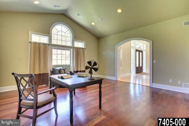 3820 Ridgewood Road York, PA 17406 - Photo 9 of 25 Gallery Image 9