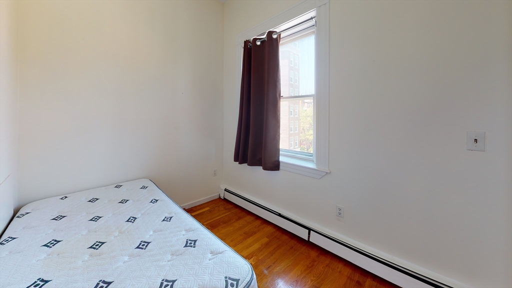 591 Beacon Street, Unit 7 Boston, MA 02215 - Photo 3 of 5