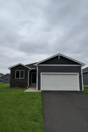 $449,900 | 2120 Ridgepointe Drive, Hastings, MN 55033