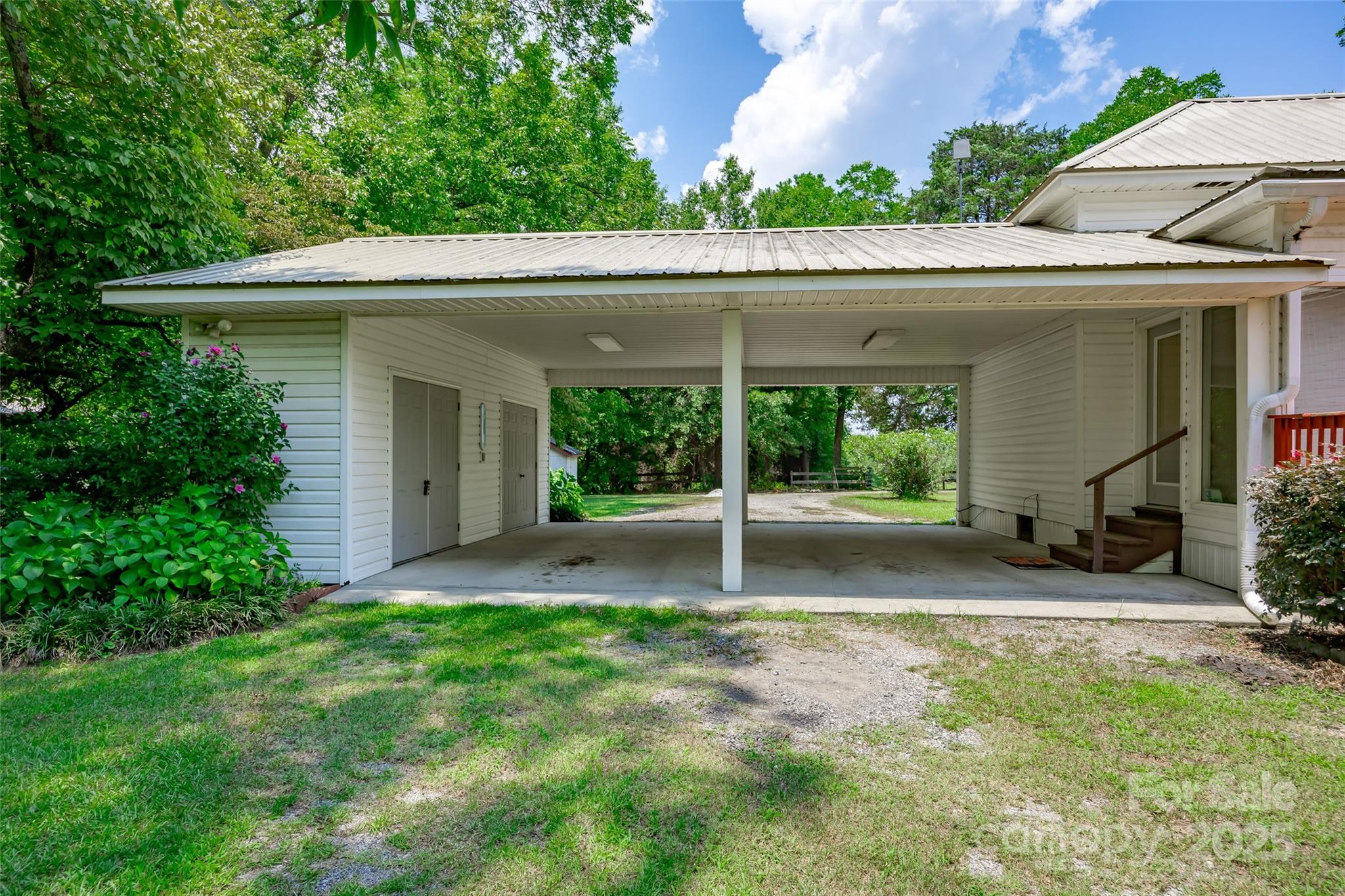 274 Old Harden Road Winnsboro, SC 29180 - Photo 29 of 39 a house with a garden view