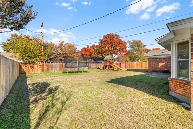 $325,000 | 1913 Yucca Trail, Hurst, TX 76054