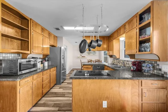 $325,000 | 1913 Yucca Trail, Hurst, TX 76054