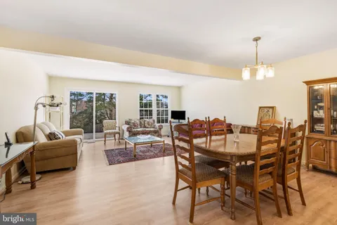 a view of a livingroom and dining room
