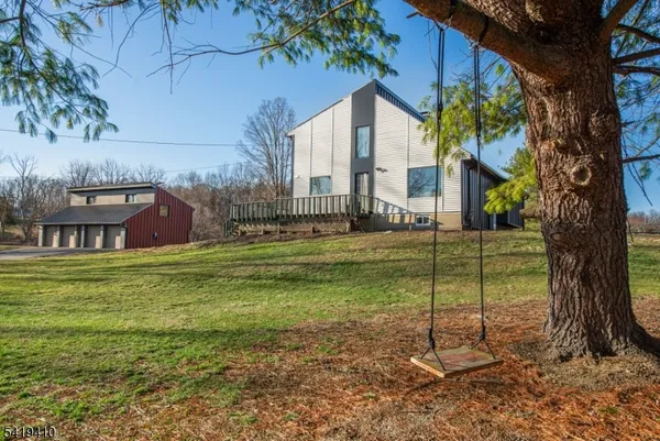 $775,000 | 17 Mulford Road, Lafayette, NJ 07848