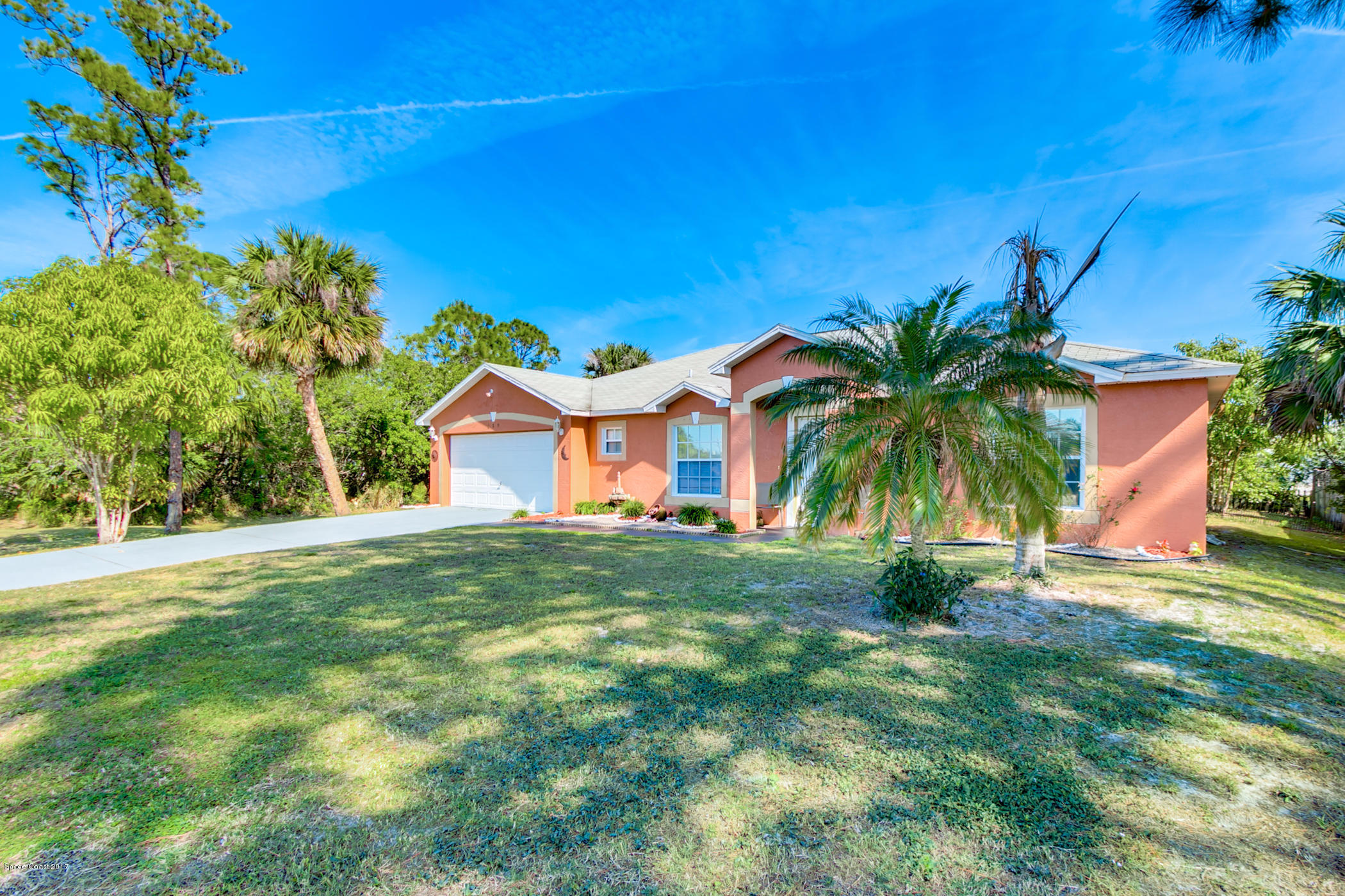 129 Donna Road Palm Bay, FL 32907 - Photo 2 of 36 Nice landscaping