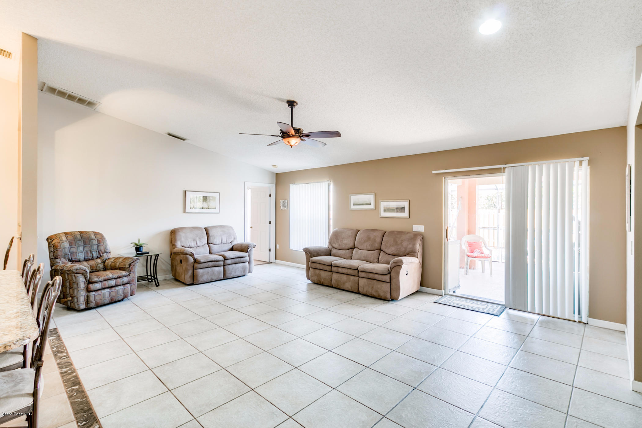 129 Donna Road Palm Bay, FL 32907 - Photo 11 of 36 Very Spacious Family Room