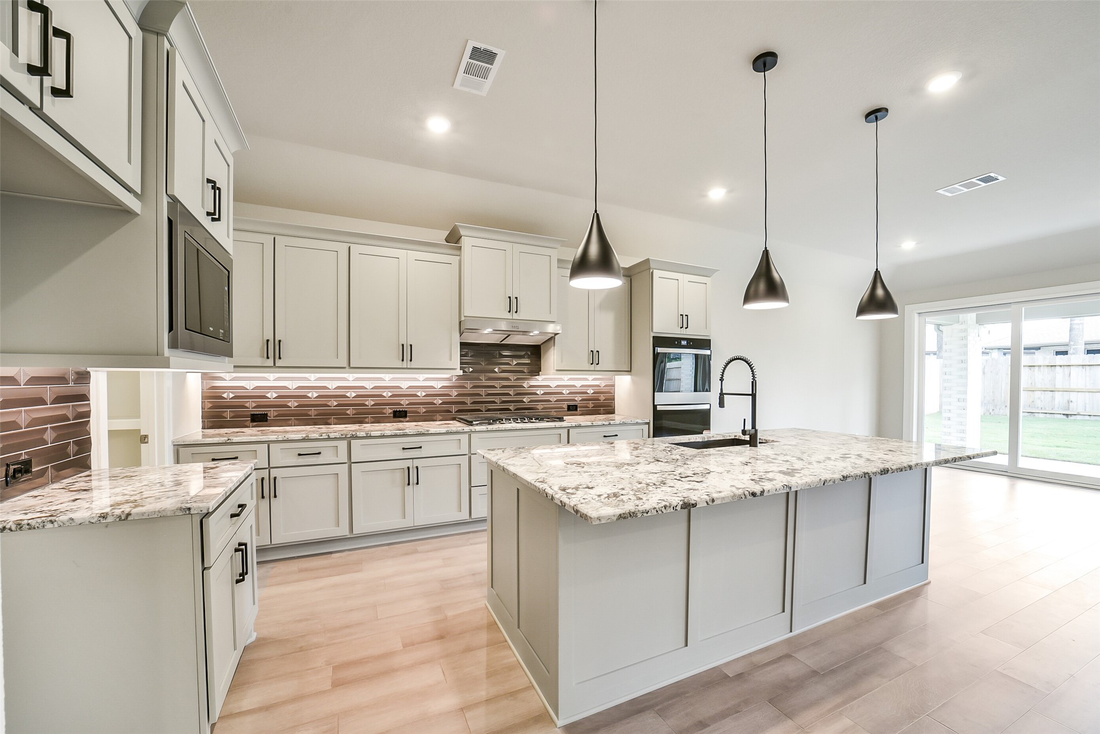 16155 Rustling Wds Road Conroe, TX 77302 - Photo 11 of 48