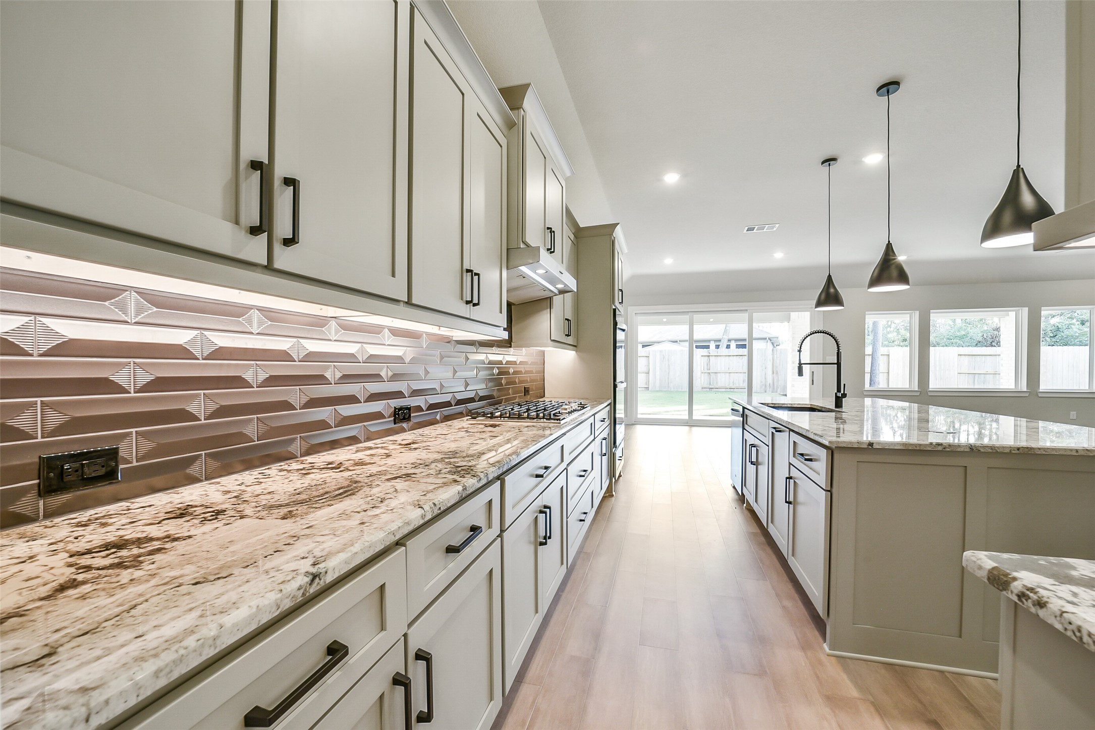 16155 Rustling Wds Road Conroe, TX 77302 - Photo 13 of 48