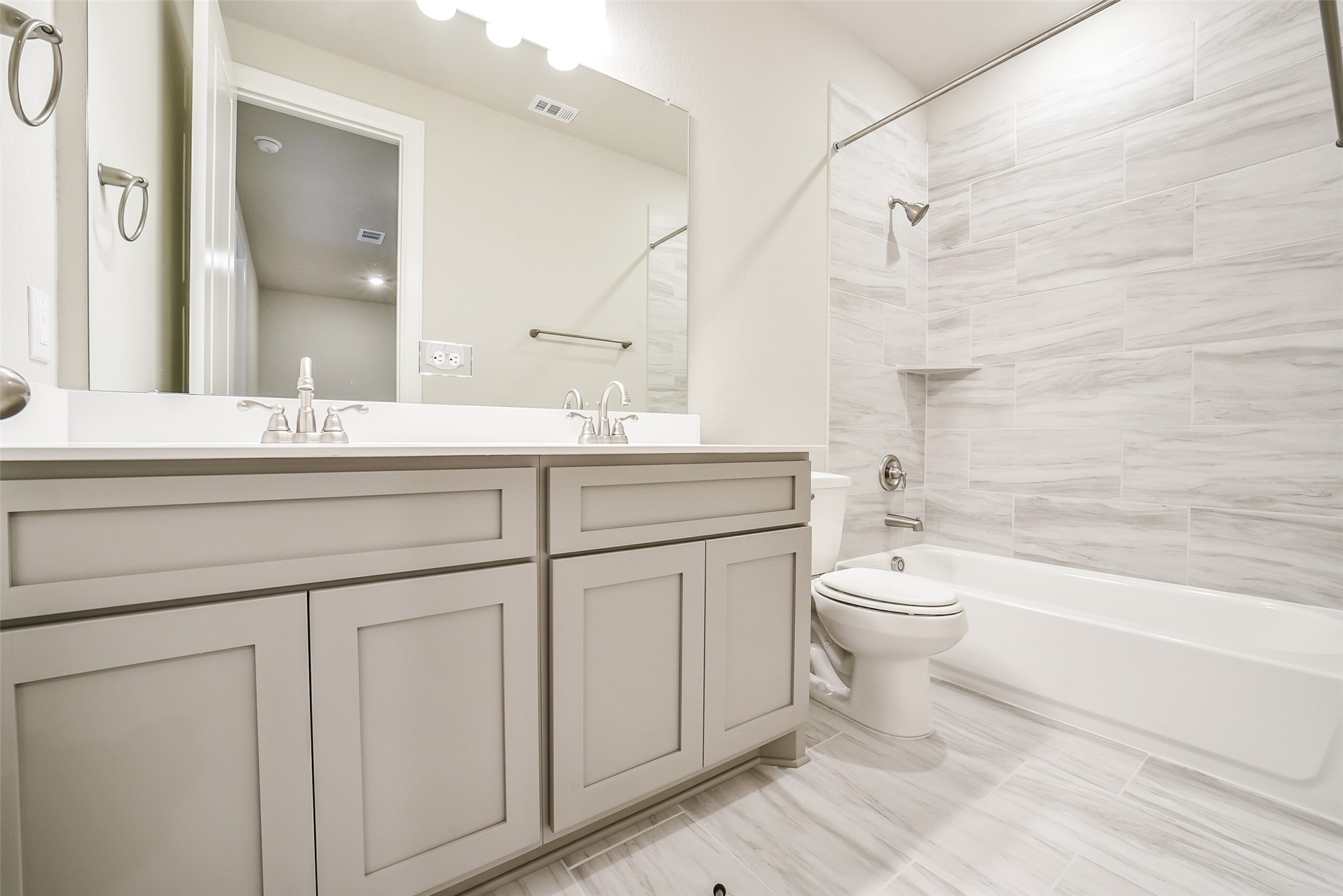 16155 Rustling Wds Road Conroe, TX 77302 - Photo 35 of 48