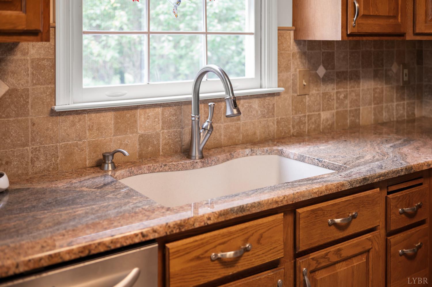 207 Hunters Creek Road Forest, VA 24551 - Photo 20 of 66 Gallery Image 20