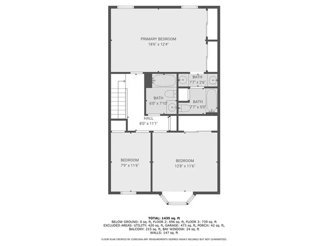 a picture of a bench in front of a wall