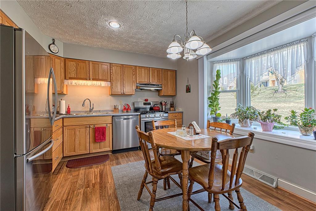 666 Georgetown Village Indiana, PA 15701 - Photo 5 of 34