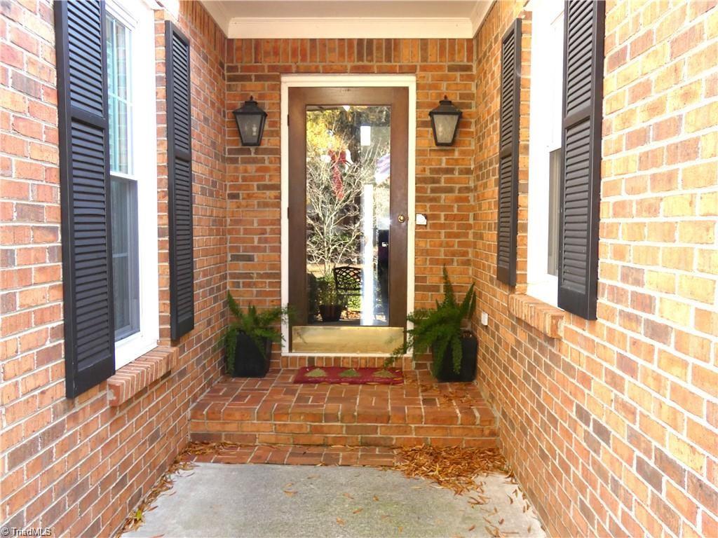 1231 Stadler Ridge Road Winston-Salem, NC 27106 - Photo 2 of 27 Front Entry Way
