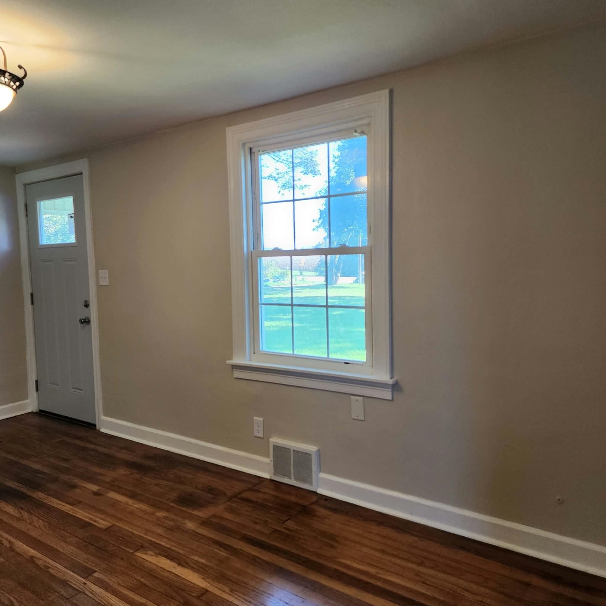 3852 North Meridian Road Rockford, IL 61101 - Photo 12 of 17 Gallery Image 12