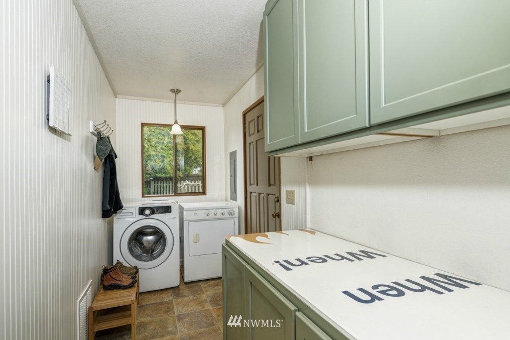 935 Maple Street Edmonds, WA 98020 - Photo 18 of 24