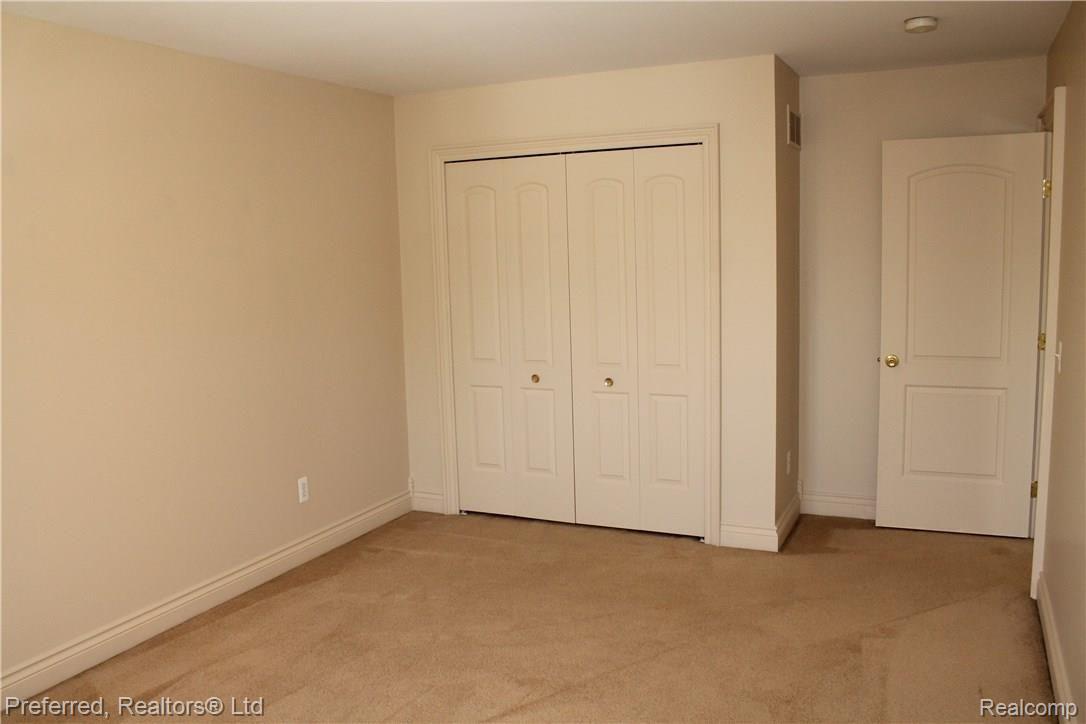 1264 North Lilley Road Canton, MI 48187 - Photo 28 of 34 IMG_4537.JPG