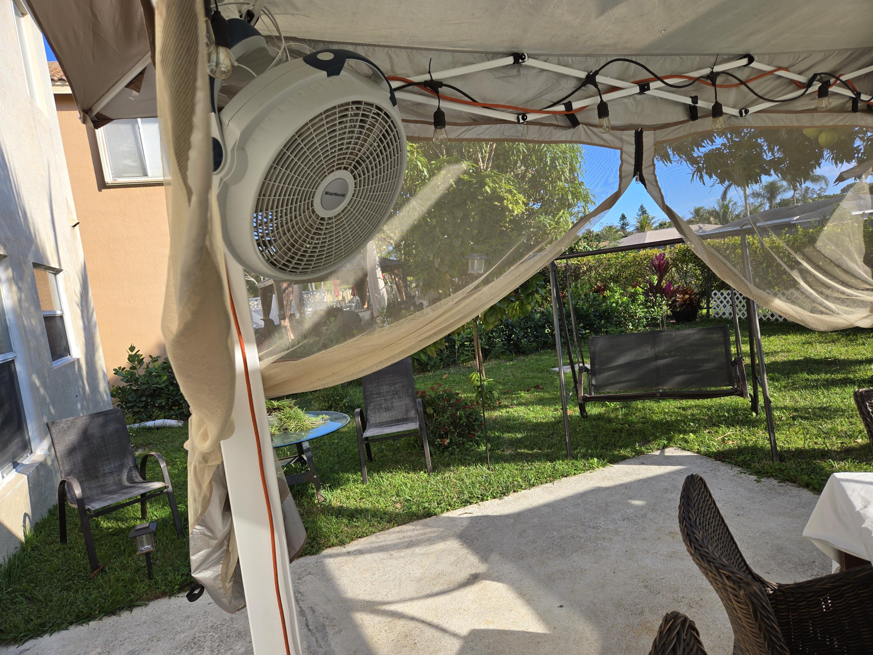 2013 Little Torch Street Riviera Beach, FL 33407 - Photo 9 of 18 2013 patio 10
