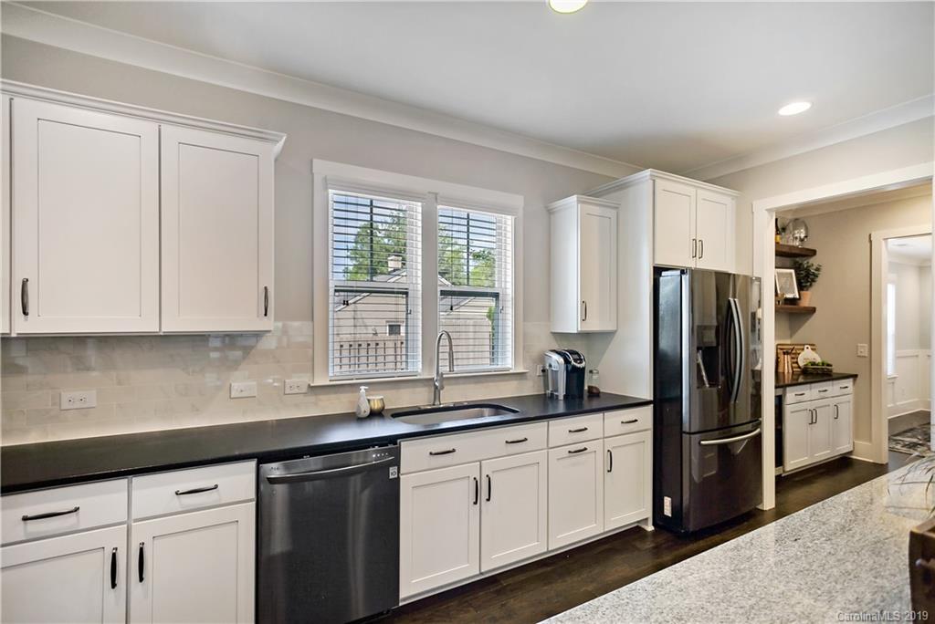 1233 Skyview Road Charlotte, NC 28208 - Photo 13 of 38
