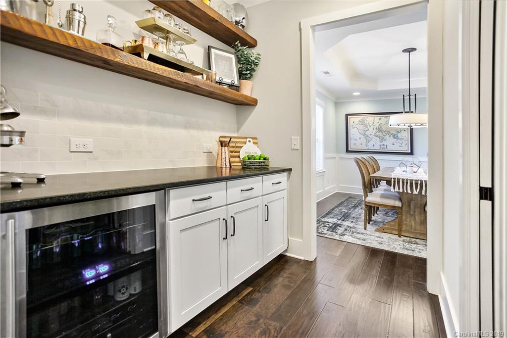 1233 Skyview Road Charlotte, NC 28208 - Photo 16 of 38
