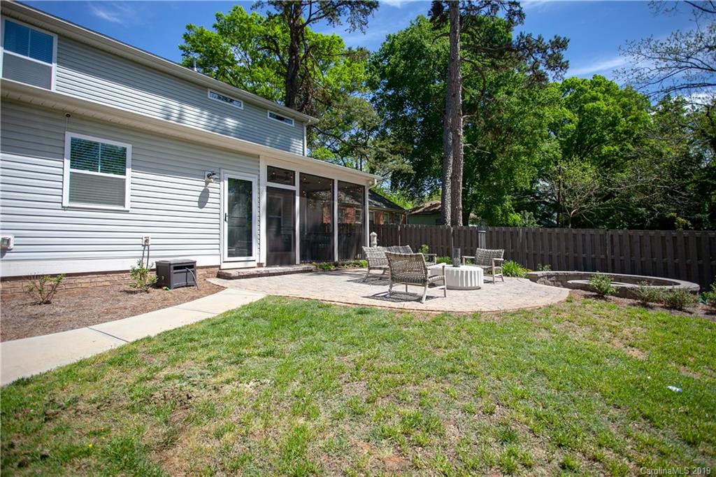 1233 Skyview Road Charlotte, NC 28208 - Photo 30 of 38