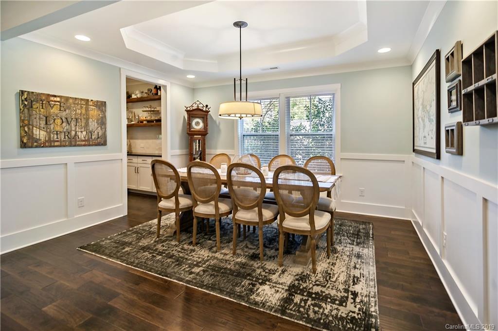 1233 Skyview Road Charlotte, NC 28208 - Photo 5 of 38