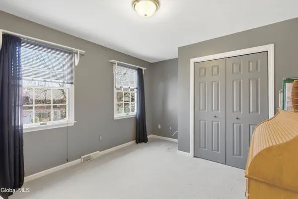 $649,900 | 145 Kennewyck Circle, Guilderland, NY 12159