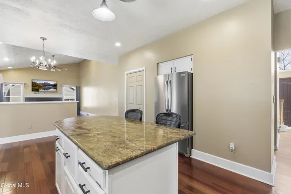 $649,900 | 145 Kennewyck Circle, Guilderland, NY 12159