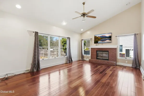 $649,900 | 145 Kennewyck Circle, Guilderland, NY 12159