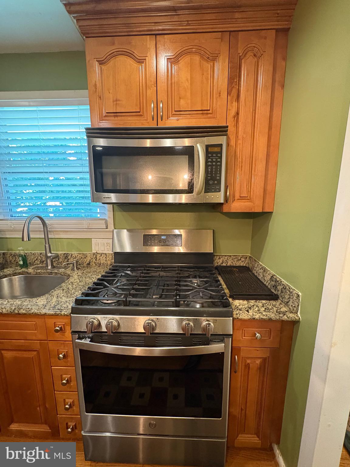 5904 Spell Road Clinton, MD 20735 - Photo 8 of 16 Kitchen