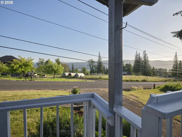 $470,000 | 622 Mt Pleasant Road, Kelso, WA 98626