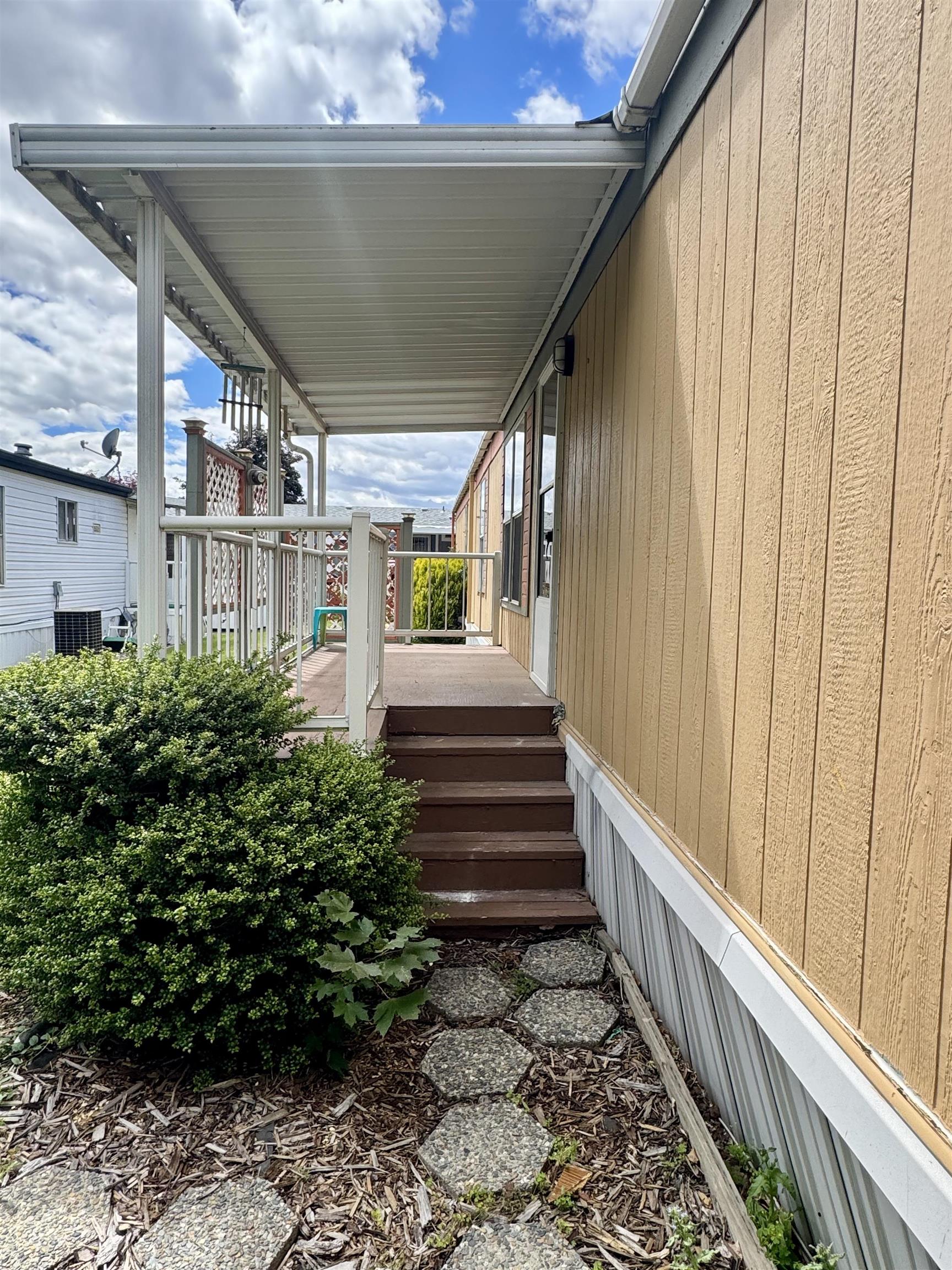 106 South Flora Road, Unit 1 Spokane Valley, WA 99016 - Photo 22 of 26