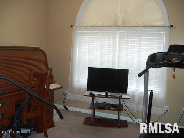 1709 Crown Road Herrin, IL 62948 - Photo 16 of 23