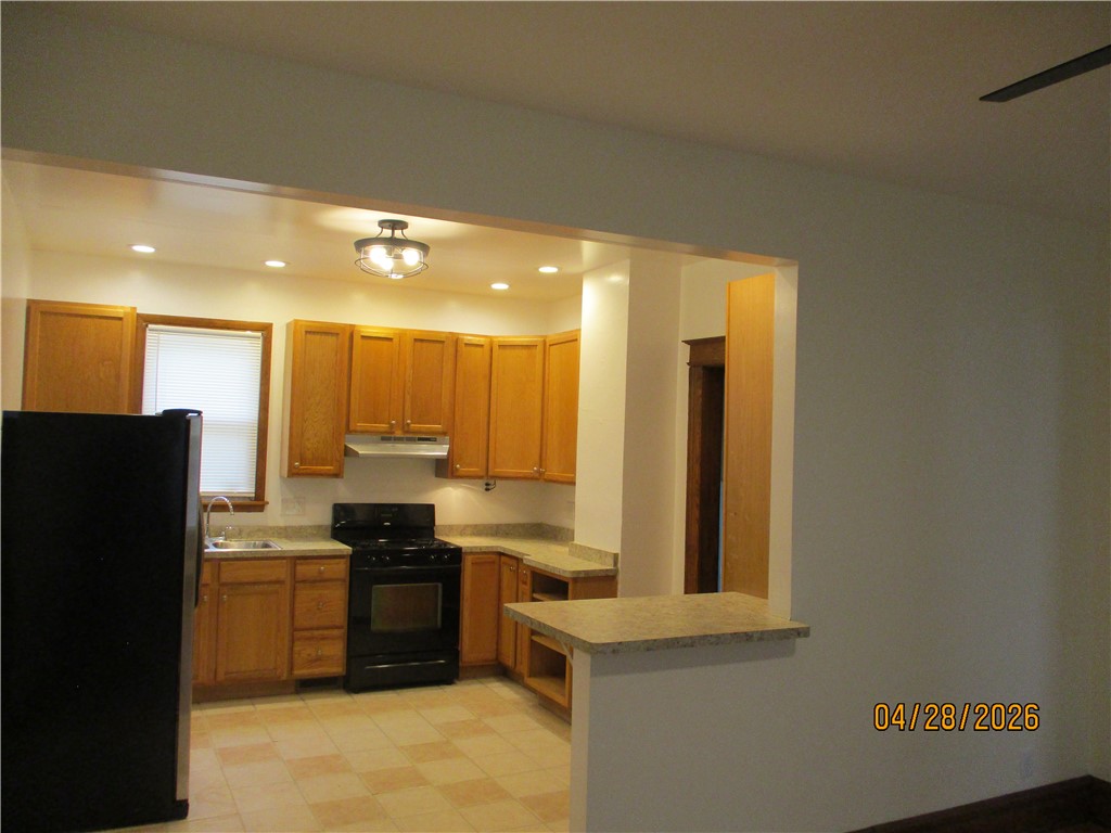 221 Hazelwood Terrace Rochester, NY 14609 - Photo 2 of 22