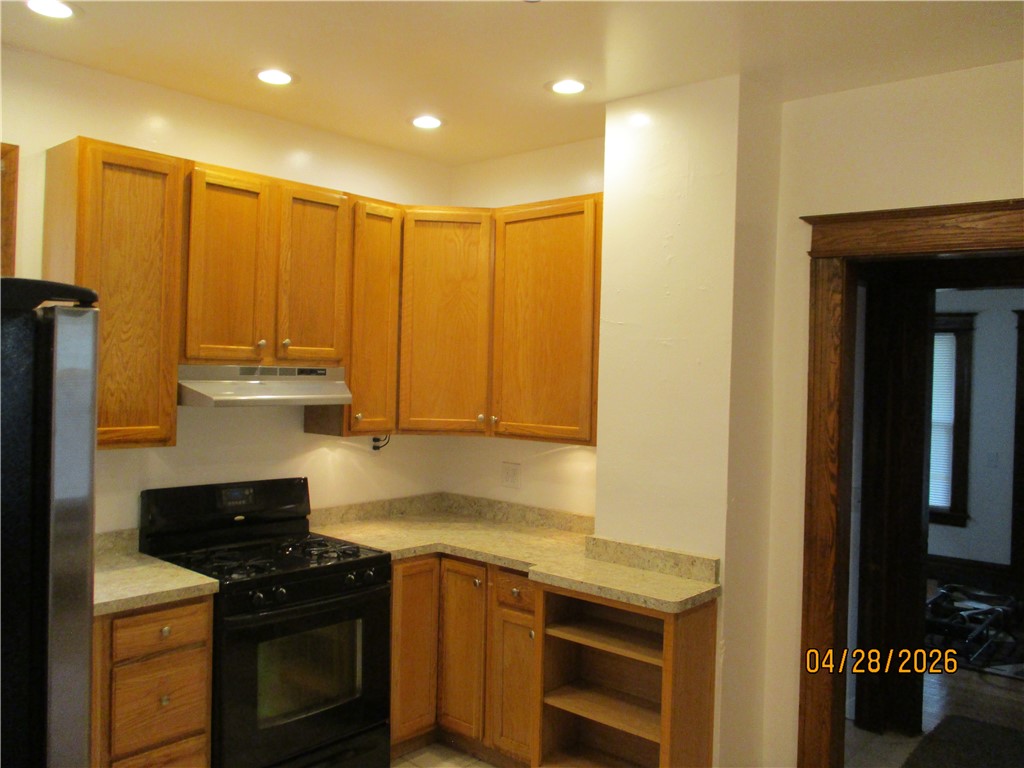 221 Hazelwood Terrace Rochester, NY 14609 - Photo 4 of 22
