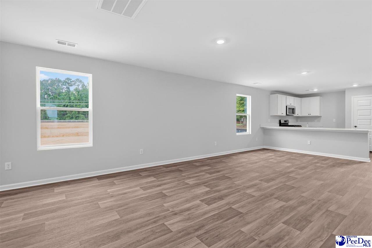 551 Resolute Street Florence, SC 29501 - Photo 7 of 22 Gallery Image 7