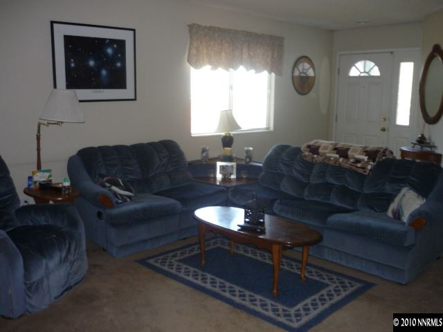 8439 Piper Place Reno, NV 89506 - Photo 2 of 9 Photo 2