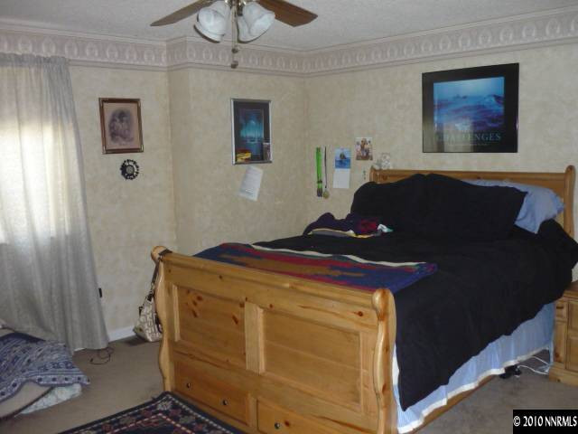8439 Piper Place Reno, NV 89506 - Photo 5 of 9 Photo 5
