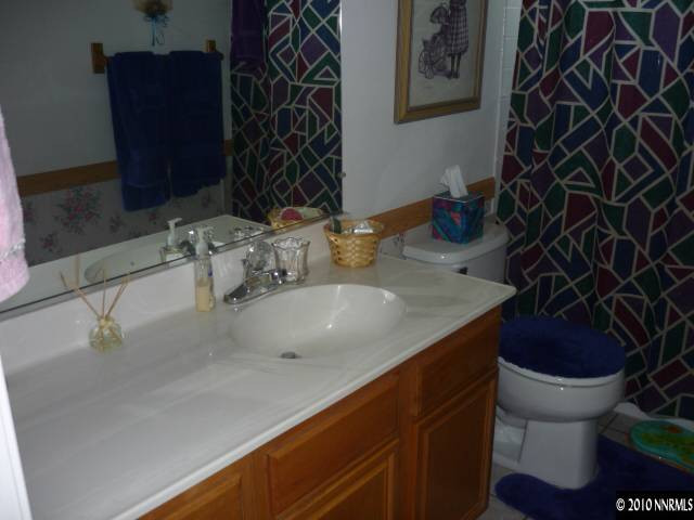 8439 Piper Place Reno, NV 89506 - Photo 6 of 9 Photo 6