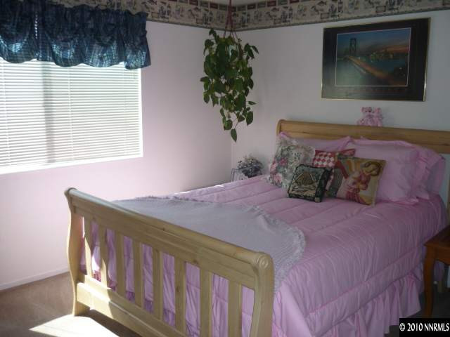 8439 Piper Place Reno, NV 89506 - Photo 7 of 9 Photo 7