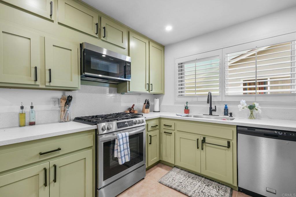 1357 Cornwall Street Spring Valley, CA 91977 - Photo 11 of 31