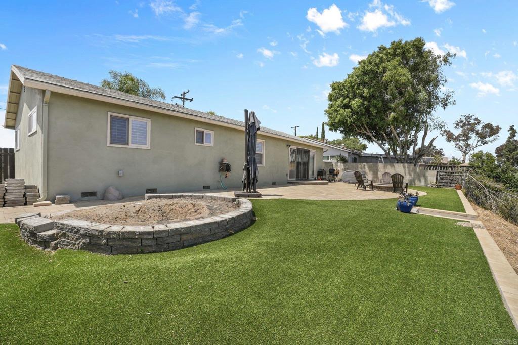 1357 Cornwall Street Spring Valley, CA 91977 - Photo 3 of 31